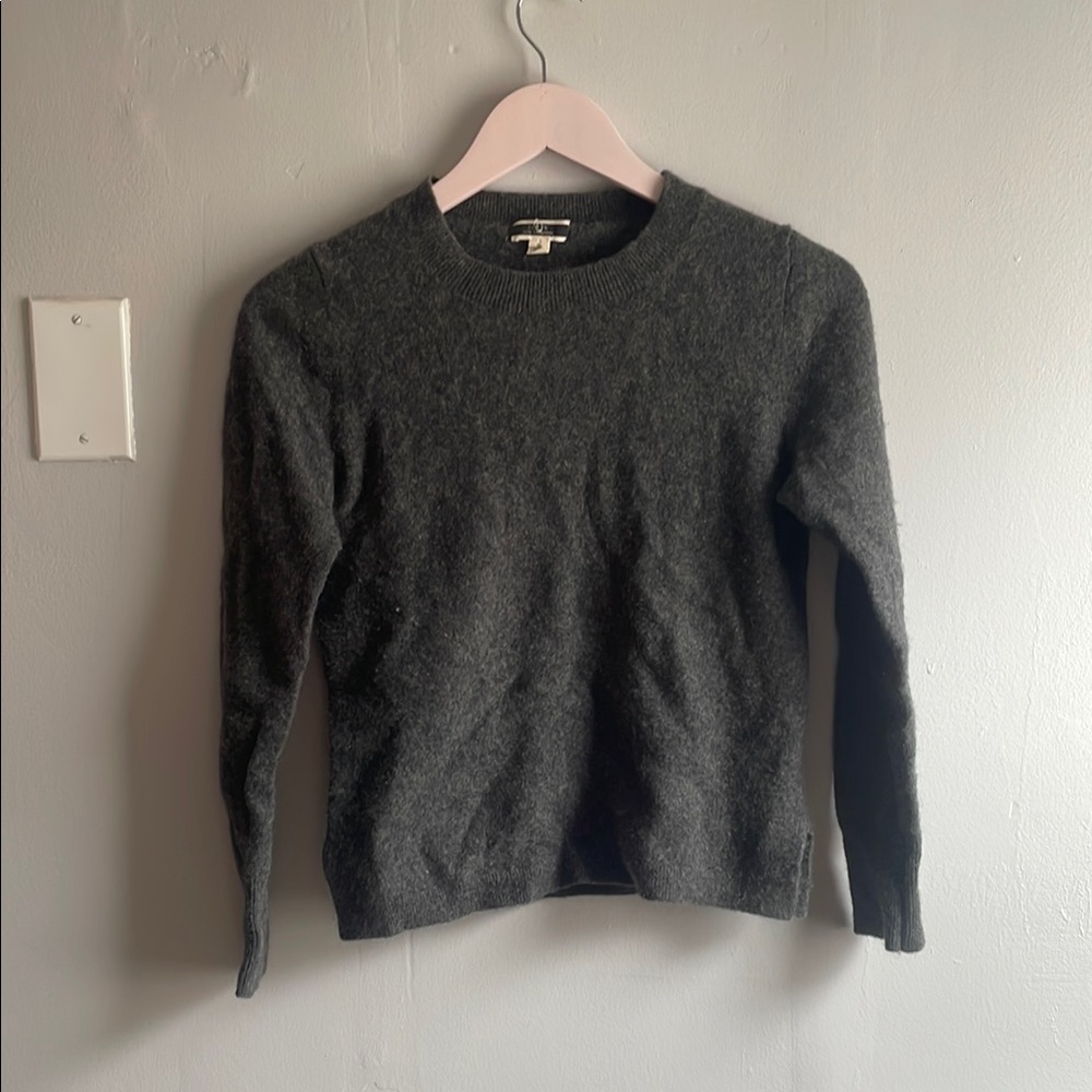 J. Crew Gray Crew Neck Sweater Classic Knit